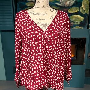 Elegant Burgundy Blouse with White Pattern